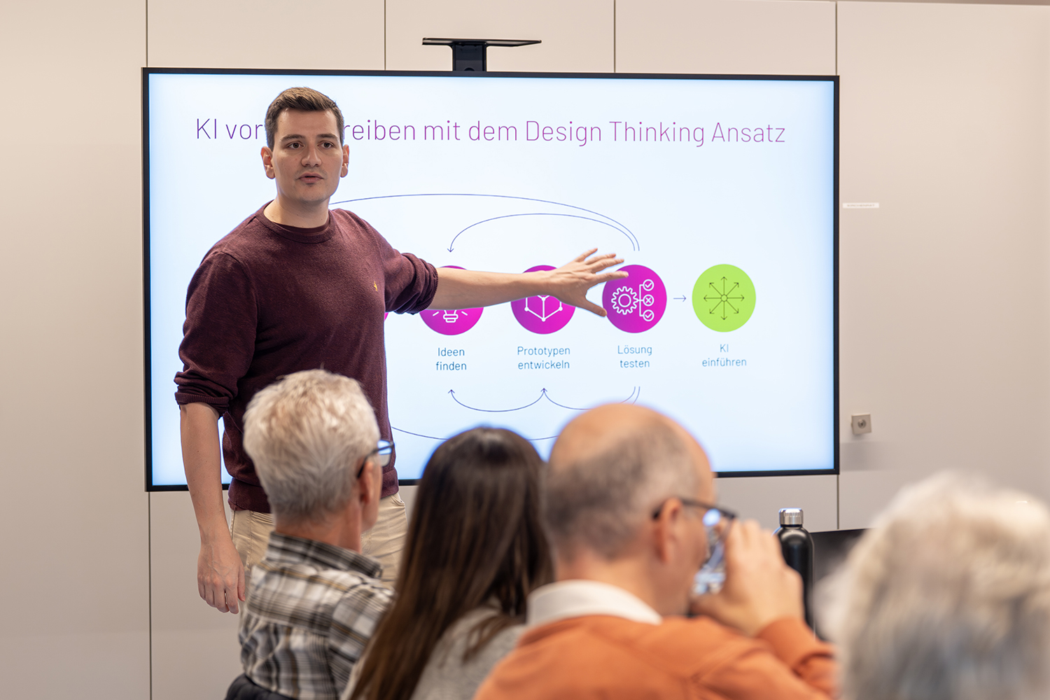 Webinar: KI-unterstützte Dokumentenverarbeitung in Microsoft 365 – Verträge prüfen, verstehen, freigeben