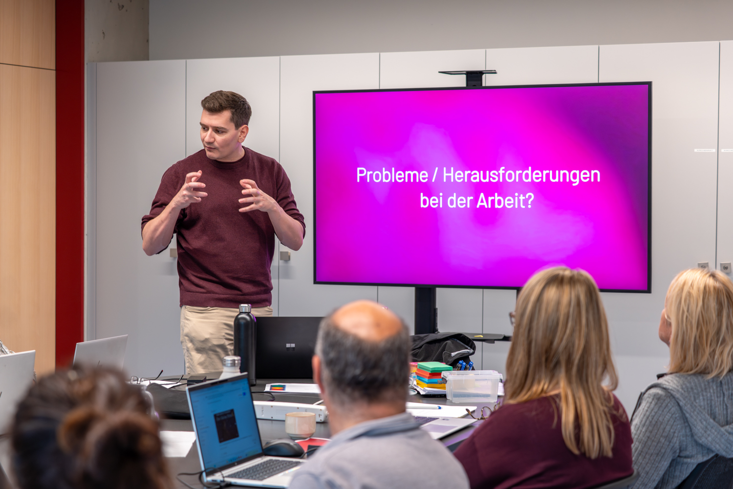 Webinar: KI wird umsetzbar – Von Chatbot zu Umsetzungs-Agenten